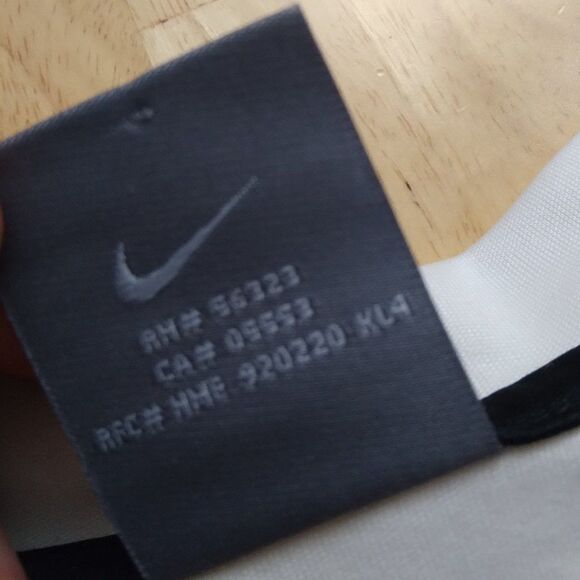 Vintage Nike Performance Athletic Shirt Base Layer Shirt - Picture 5 of 10